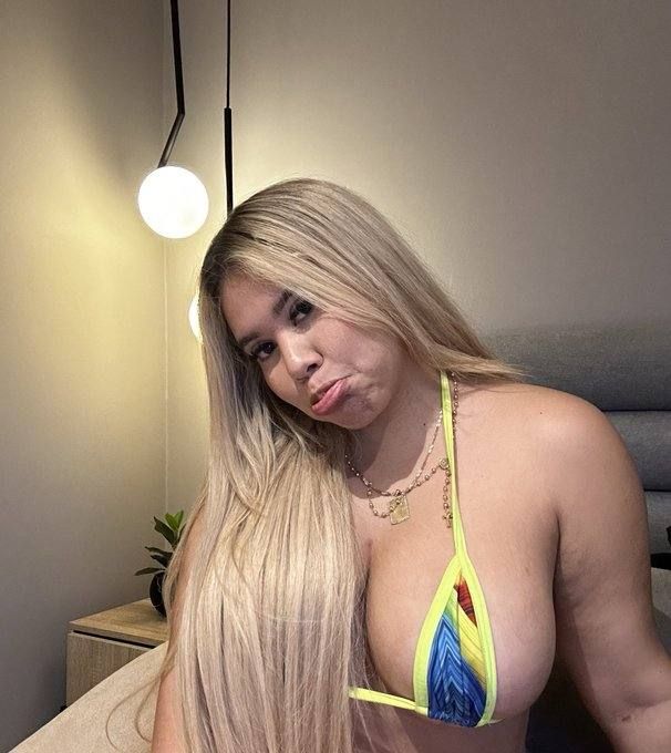 IN MY MOUTH 👄⚡THICK ❤ White💋DRIPPING WET 💦 AND HORNY, hardcore I can ride your cock 🍆 till you beg me to stop., I’m 💯 honest - Image 3